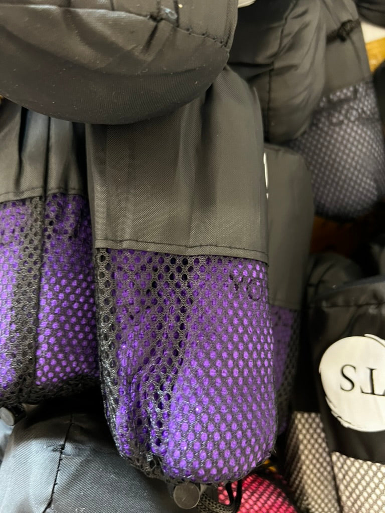 Quick-Dry Microfiber Towel – Compact, Fast-Drying, Mesh Bag Included